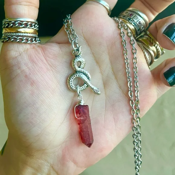 Silver snake with red aura blood crystal quartz stainless steel necklace - Picture 10 of 13